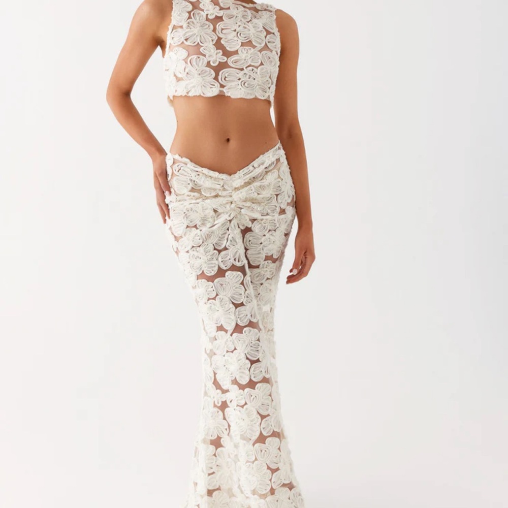 Elegant White Lace Two-Piece Dress